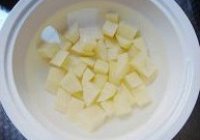 土豆炖排骨的做法 步骤2