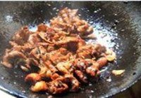 豉汁肥羊煲的做法 步骤15