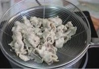 豉汁肥羊煲的做法 步骤7