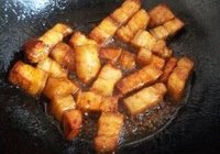 豇豆干红烧肉的做法 步骤7