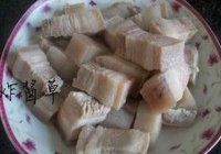 豇豆干红烧肉的做法 步骤4