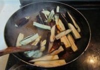 豆瓣茄子的做法 步骤6