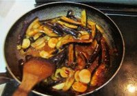 豆瓣茄子的做法 步骤8