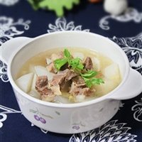 清炖白萝卜牛腩汤的做法