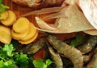 鱼头鲜虾豆腐汤的做法 步骤1