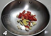 肥牛炒豆干的做法 步骤4