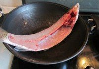 湖乡豆腐炖鱼的做法 步骤5