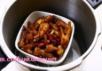 豉汁蒸凤爪的做法 步骤11
