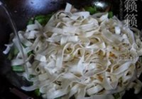 扁豆焖面的做法 步骤10