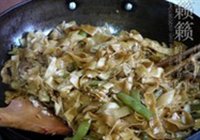 扁豆焖面的做法 步骤14