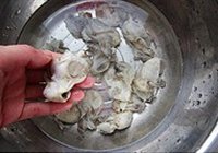 自制海蛎煎的做法 步骤1