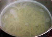 黑椒牛肉炒意粉的做法 步骤5
