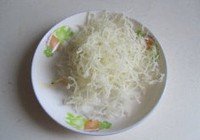 韭菜春卷的做法 步骤2