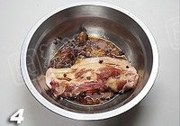 自制湖南烟熏腊肉的做法 步骤4