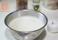 豆浆煮鲤鱼的做法 步骤11
