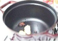 豆浆煮鲤鱼的做法 步骤8
