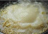 娃娃菜板栗卷的做法 步骤4