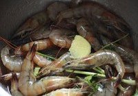 水晶虾饺的做法 步骤1