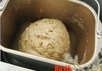 全麦核桃面包的做法 步骤5