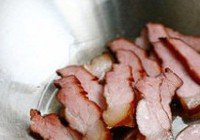 蒜苗炒腊肉的做法 步骤10