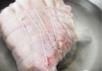秘制酱肘子的做法 步骤3