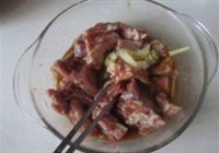 枣香排骨的做法 步骤2