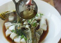 贵(鳜)鱼蒸年糕的做法 步骤7