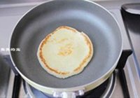 香蕉煎饼的做法 步骤8