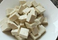 海鲜金针豆腐汤的做法 步骤1
