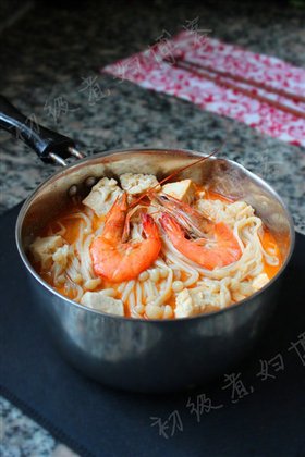 海鲜金针豆腐汤