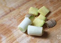 排骨炖土豆的做法 步骤2