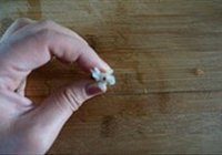 韭菜小炒墨鱼仔的做法 步骤1
