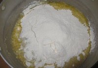大泡芙的做法 步骤10