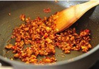 鱼香煎豆腐的做法 步骤7