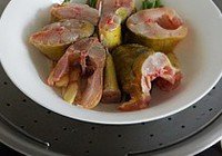 葱油鱼钩鱼段的做法 步骤5