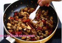 麻辣兔丁的做法 步骤8