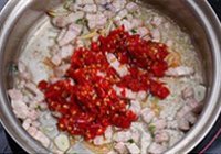 榨菜肉丁剁椒鱼的做法 步骤9