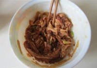 东北泡菜烤肉的做法 步骤2