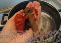 卤凤爪的做法 步骤3