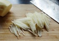 酱爆黑胡椒鸭肉雀巢盏的做法 步骤1