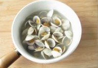 韭菜蛤蜊煎蛋的做法 步骤2