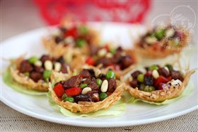 酱爆黑胡椒鸭肉雀巢盏