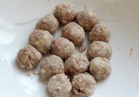 糖醋丸子的做法 步骤3