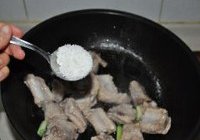 腐乳烧排骨的做法 步骤5