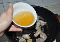 腐乳烧排骨的做法 步骤6