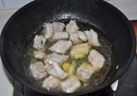 腐乳烧排骨的做法 步骤7