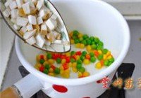 金瓜鲜蘑海蛎煲的做法 步骤4