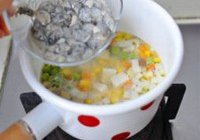 金瓜鲜蘑海蛎煲的做法 步骤6