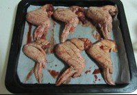 腐乳香烤鸡翅的做法 步骤5