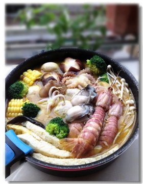 黄金海鲜火锅